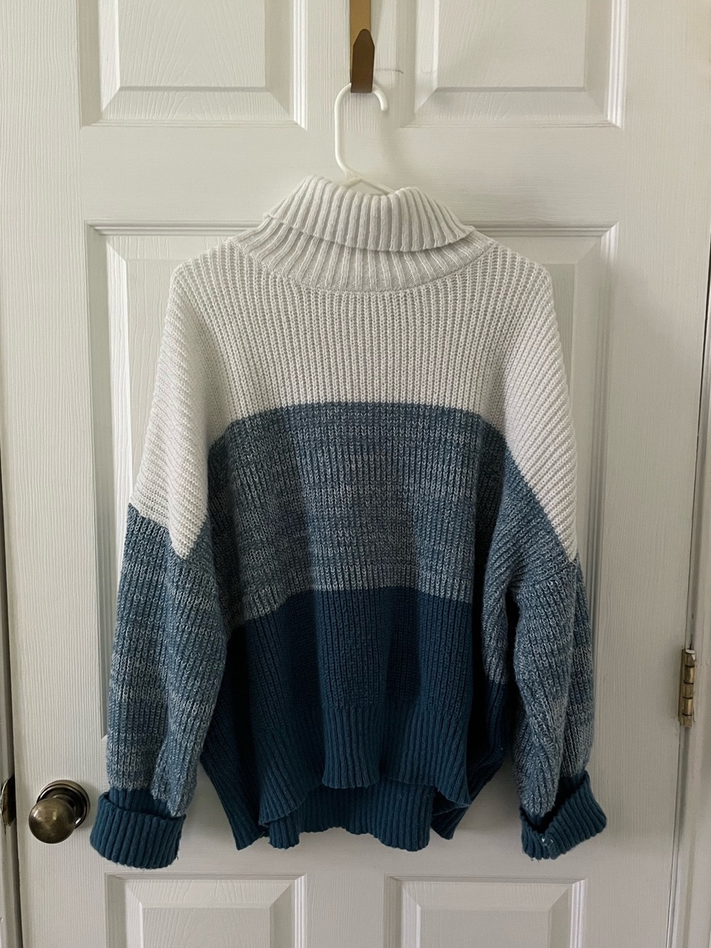 SHEIN White and Blue Colorblock Turtleneck Sweater